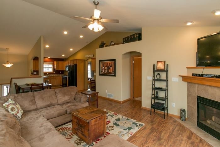 197 Watercress Road North Liberty, IA 52317 - Photo 9 of 25 Gallery Image 9