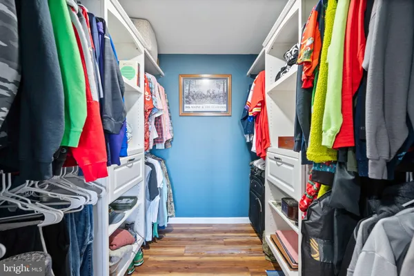 a view of a walk in closet