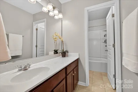 $675,000 | 6621 Central Pacific Avenue, Charlotte, NC 28210