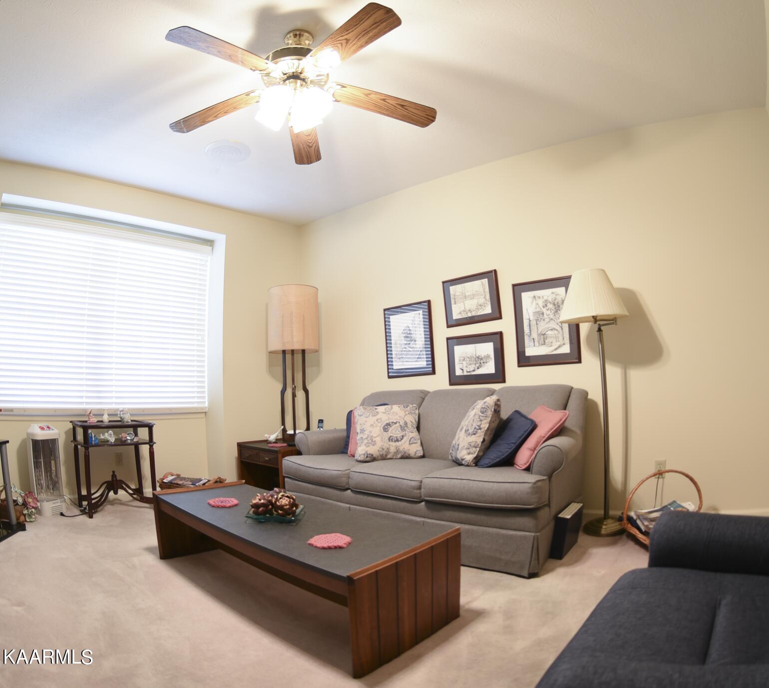 107 Blue Ridge Court Oak Ridge, TN 37830 - Photo 14 of 22 107 Blue Ridge Court (12 of 14)
