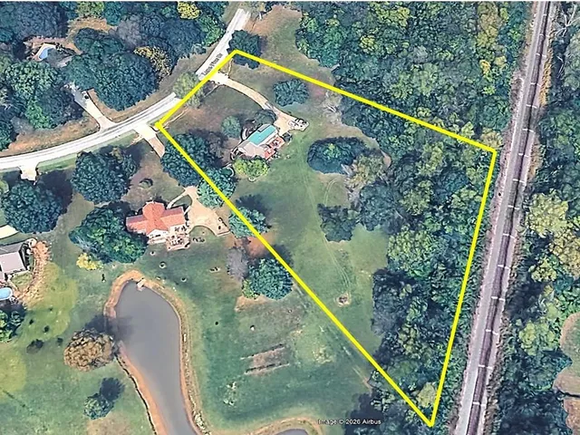 $525,000 | 25401 Lone Pine Drive, Cleveland, MO 64734