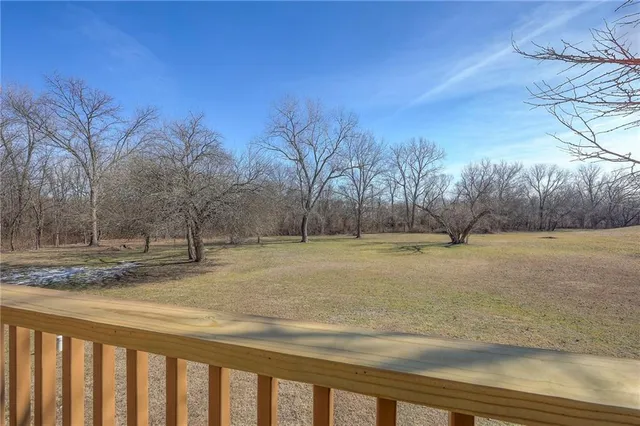 $525,000 | 25401 Lone Pine Drive, Cleveland, MO 64734