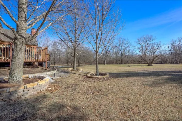 $500,000 | 25401 Lone Pine Drive, Cleveland, MO 64734