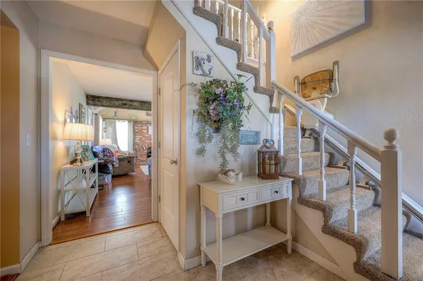 $500,000 | 25401 Lone Pine Drive, Cleveland, MO 64734