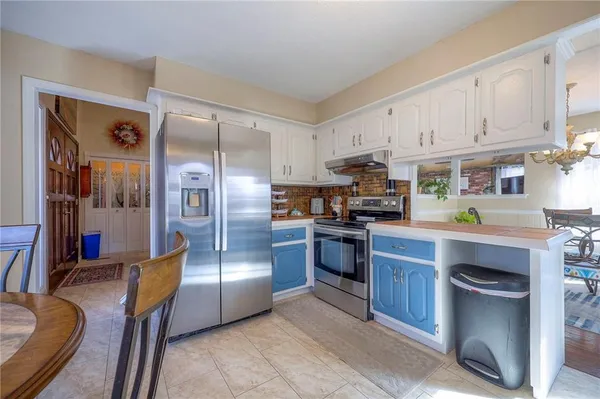 $500,000 | 25401 Lone Pine Drive, Cleveland, MO 64734