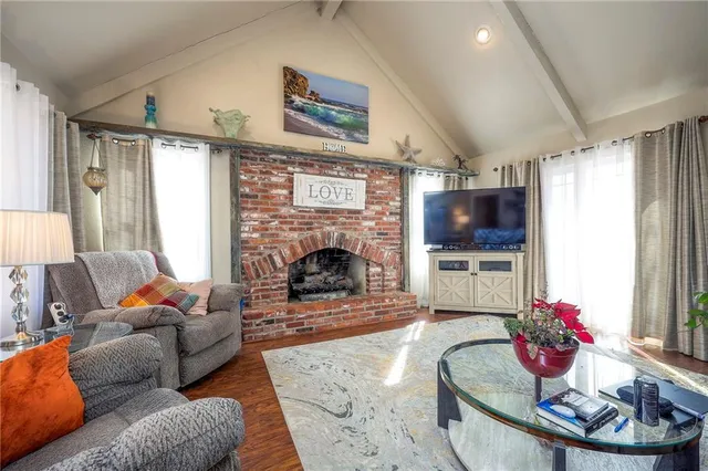 $525,000 | 25401 Lone Pine Drive, Cleveland, MO 64734