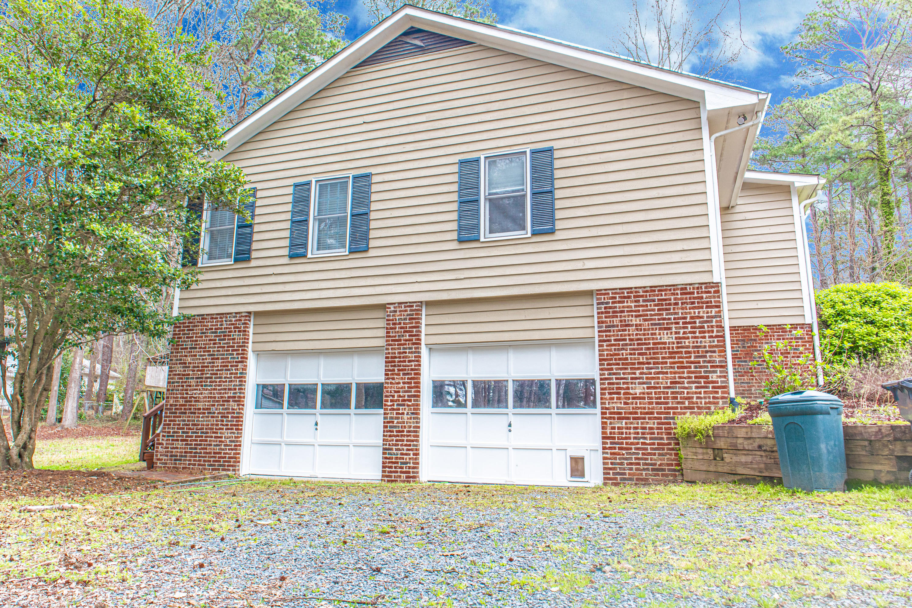 104 Dogwood Drive Rincon, GA 31326 - Photo 2 of 28 Side Load Garage