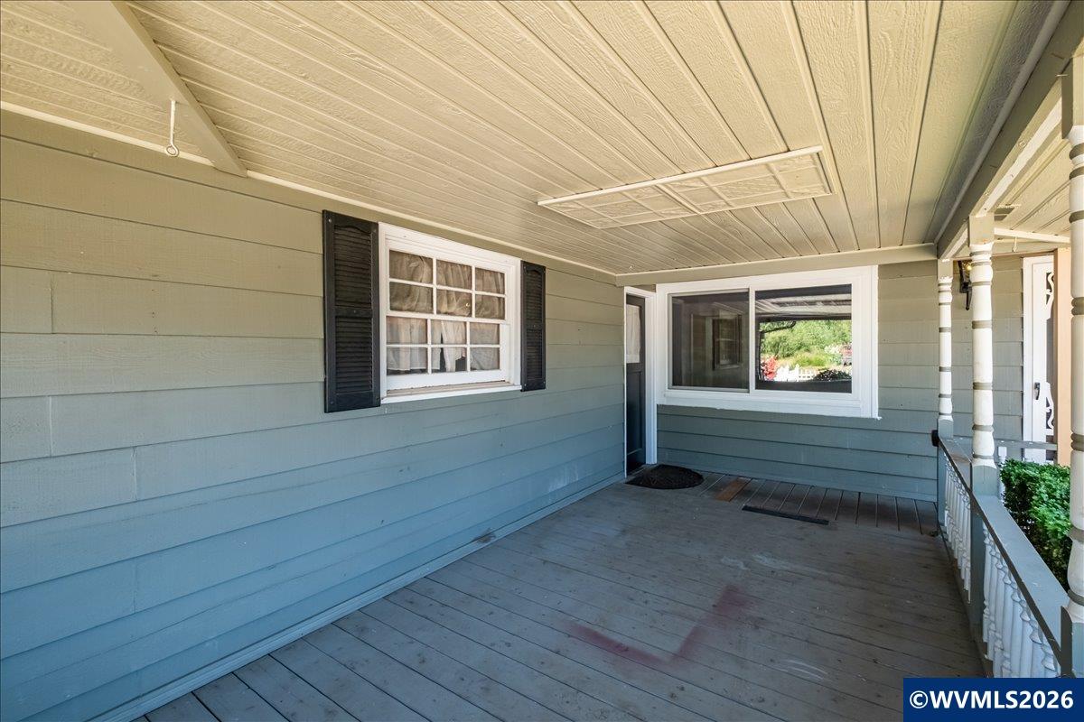 1012 South Water Street Silverton, OR 97381 - Photo 6 of 46