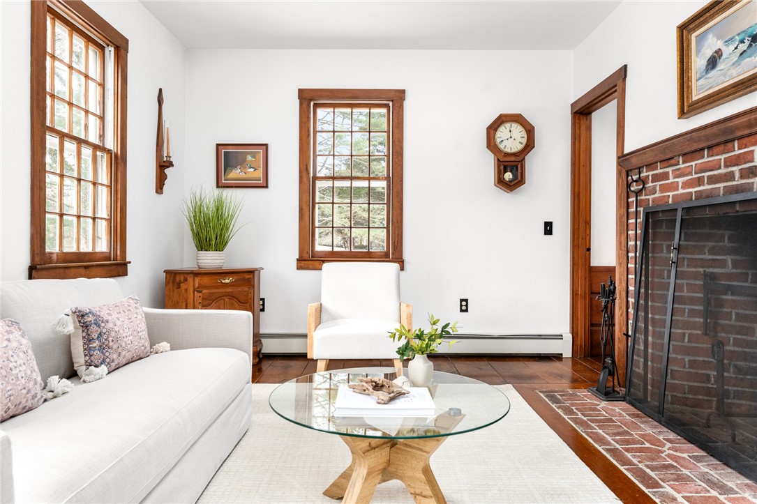 2 Ridge Road Westerly, RI 02891 - Photo 11 of 41