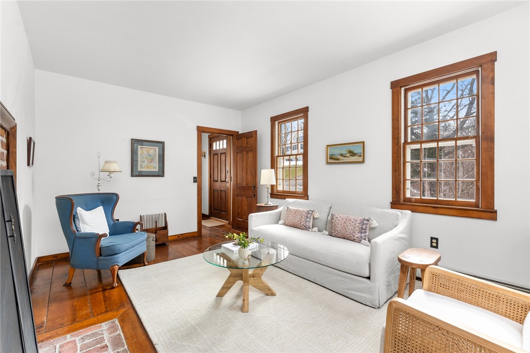 2 Ridge Road Westerly, RI 02891 - Photo 12 of 41