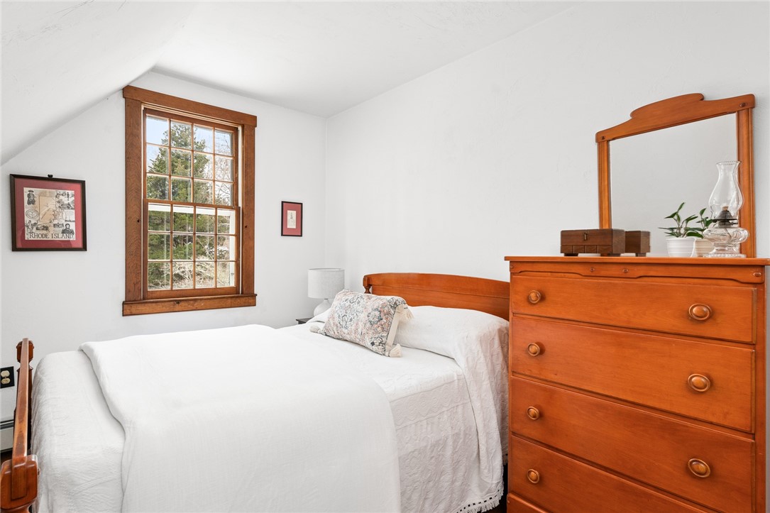 2 Ridge Road Westerly, RI 02891 - Photo 28 of 41