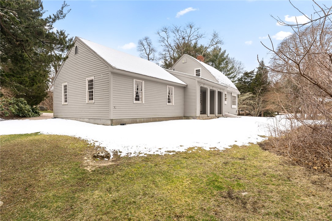 2 Ridge Road Westerly, RI 02891 - Photo 3 of 41