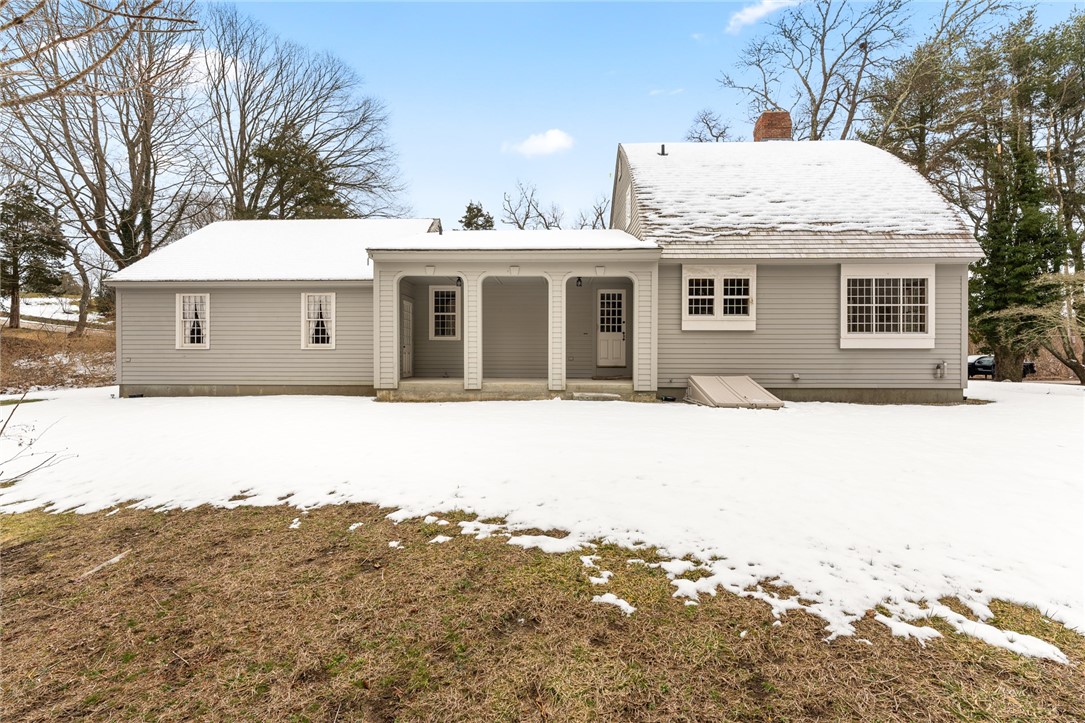 2 Ridge Road Westerly, RI 02891 - Photo 4 of 41