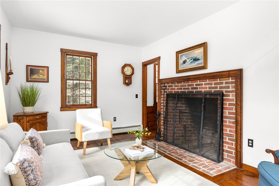 2 Ridge Road Westerly, RI 02891 - Photo 9 of 41