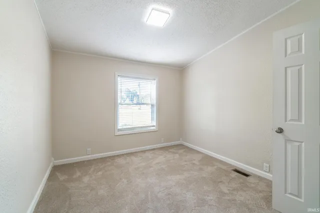 $199,000 | 1660 West Olson Road, Rochester, IN 46975