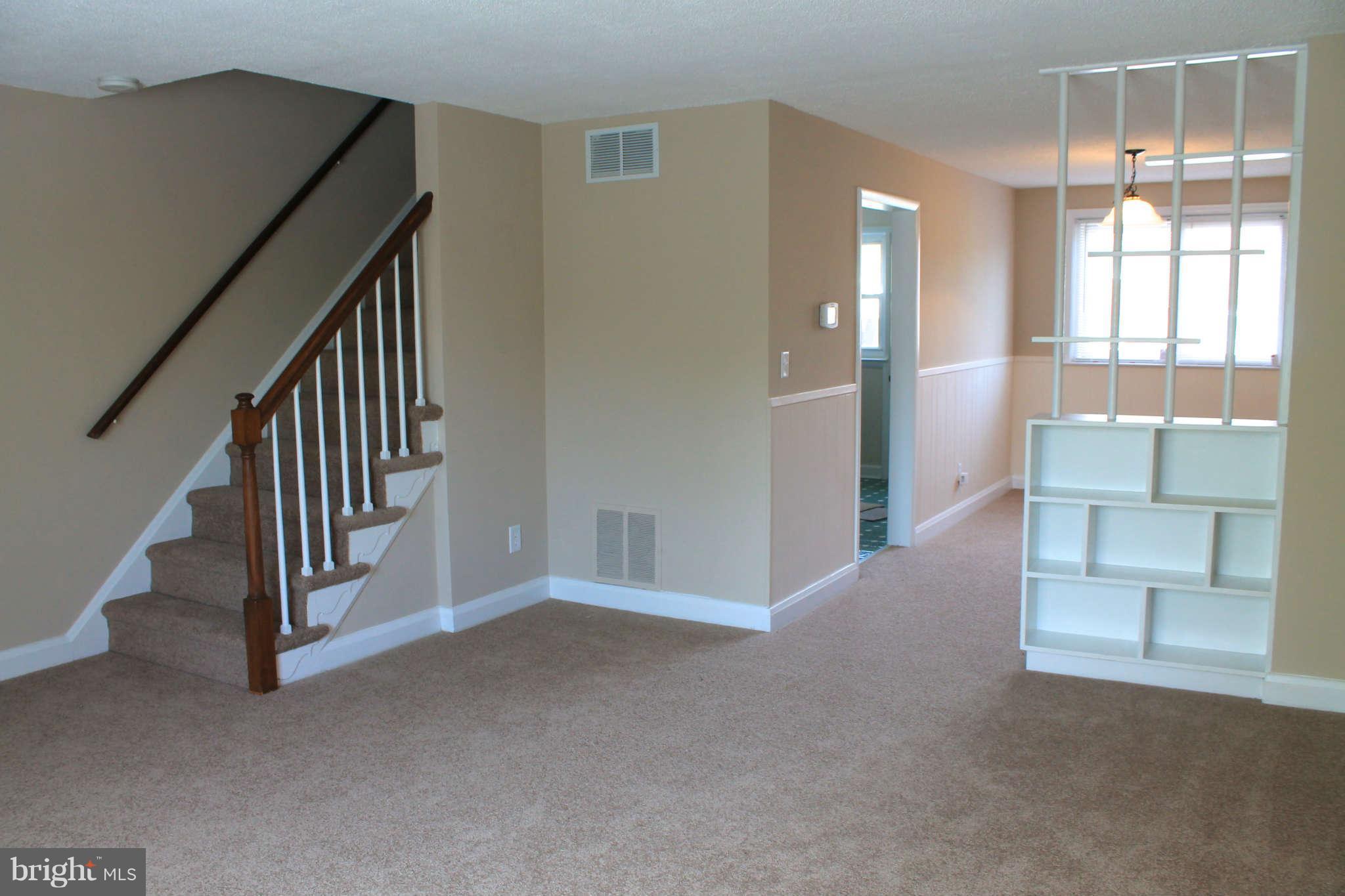1318 Deanwood Road Baltimore, MD 21234 - Photo 7 of 16 Living Room