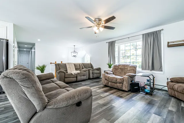 $455,000 | 111 Warwick Road, Winchester, NH 03470