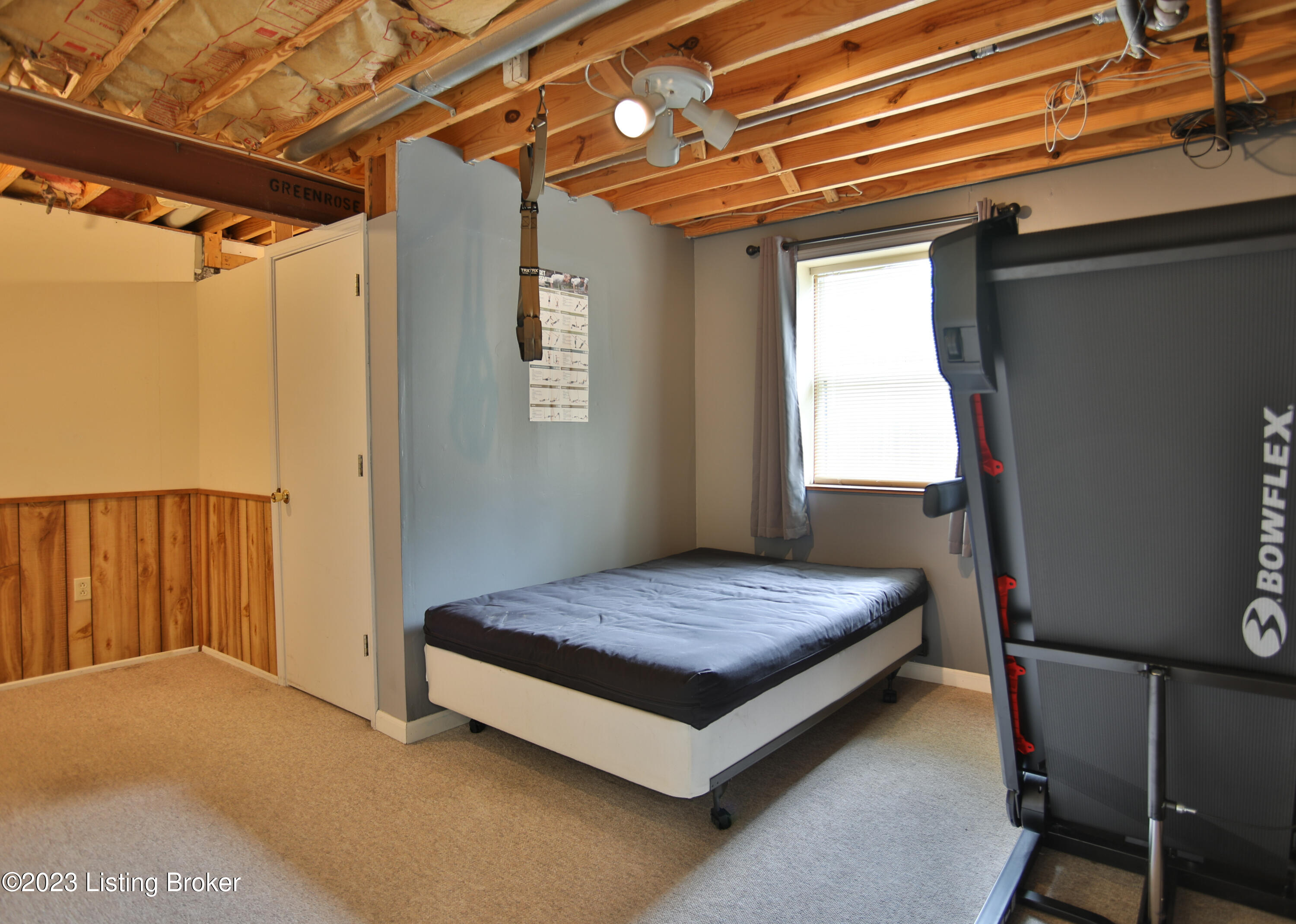 3916 Belltower Road Louisville, KY 40299 - Photo 24 of 32 3916 Belltower-27