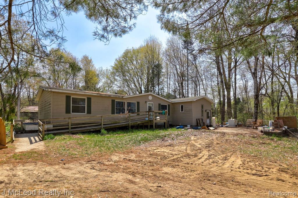8425 Irish Road Millington, MI 48746 - Photo 22 of 43