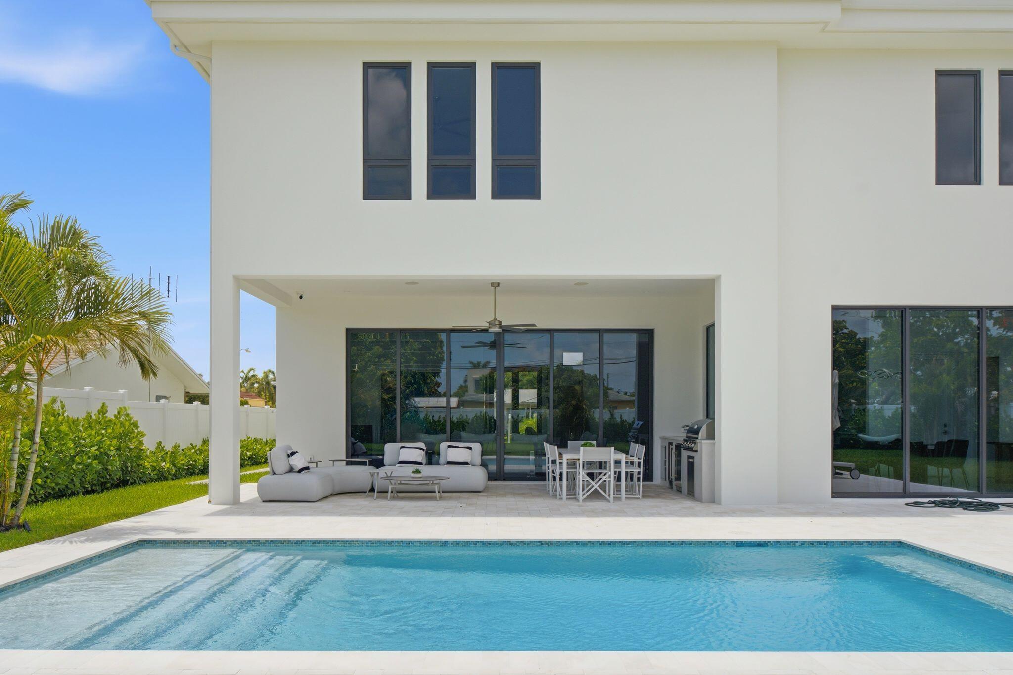 261 Northwest 8th Street Boca Raton, FL 33432 - Photo 37 of 47 261 NW 8th St Boca Raton FL 40