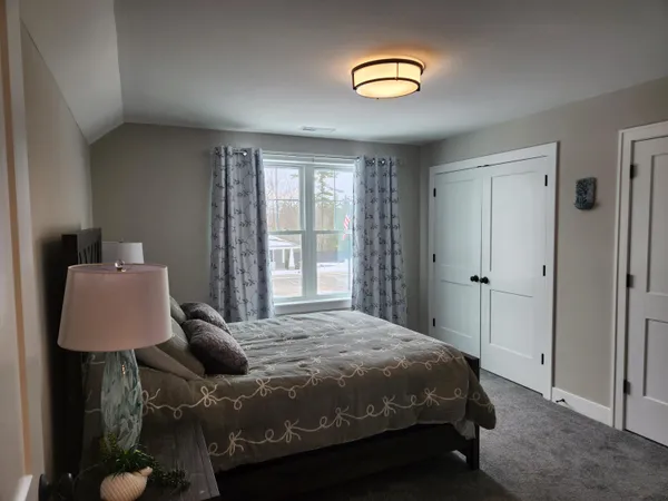 $3,500 | 57 Evergreen Drive, Auburn, NH 03032