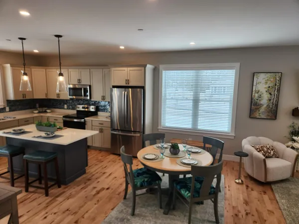 $3,500 | 57 Evergreen Drive, Auburn, NH 03032