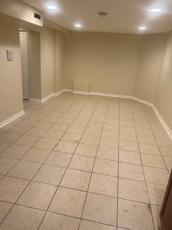 $1,050 | 8235 South Vernon Avenue, Unit G, Chicago, IL 60619