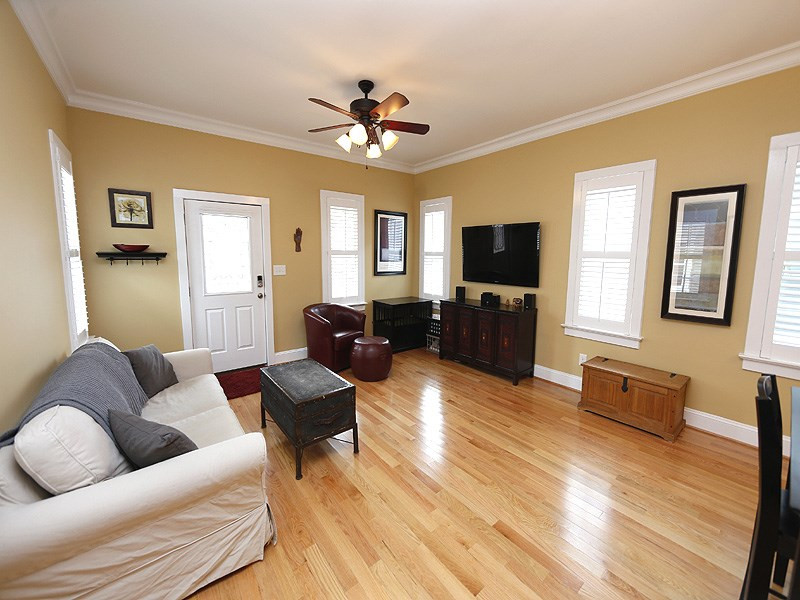 514 Worth Street Raleigh, NC 27601 - Photo 4 of 17 Living Room