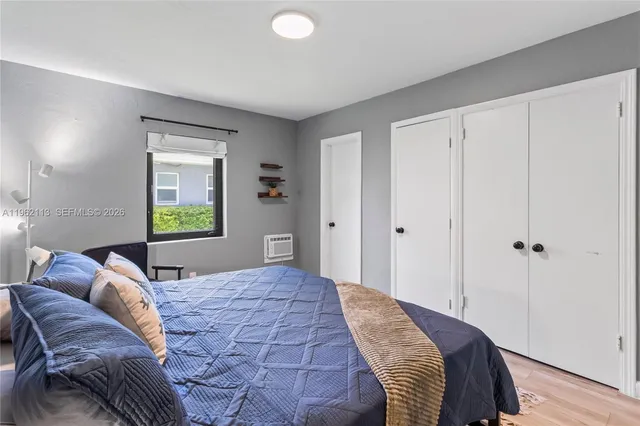 $2,250 | 715 Northeast 6th Street, Unit 1, Hallandale Beach, FL 33009