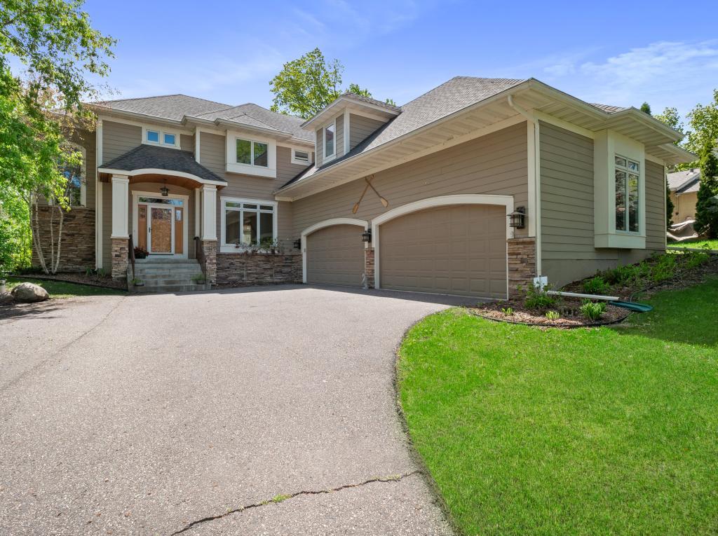 4445 North Shore Drive Orono, MN 55364 - Photo 3 of 58