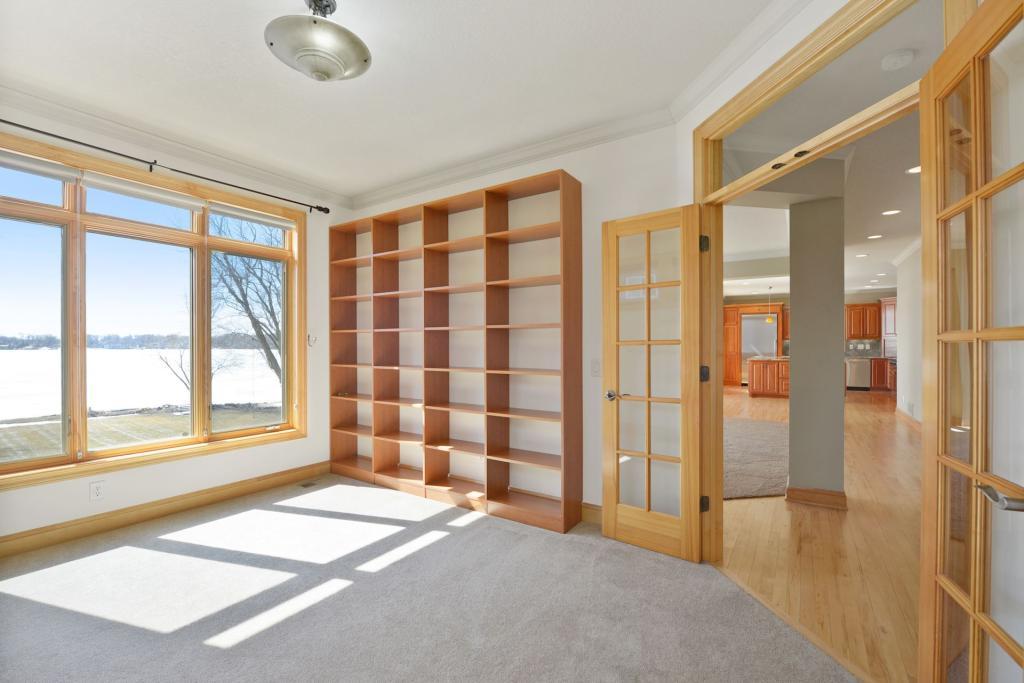 4445 North Shore Drive Orono, MN 55364 - Photo 22 of 58