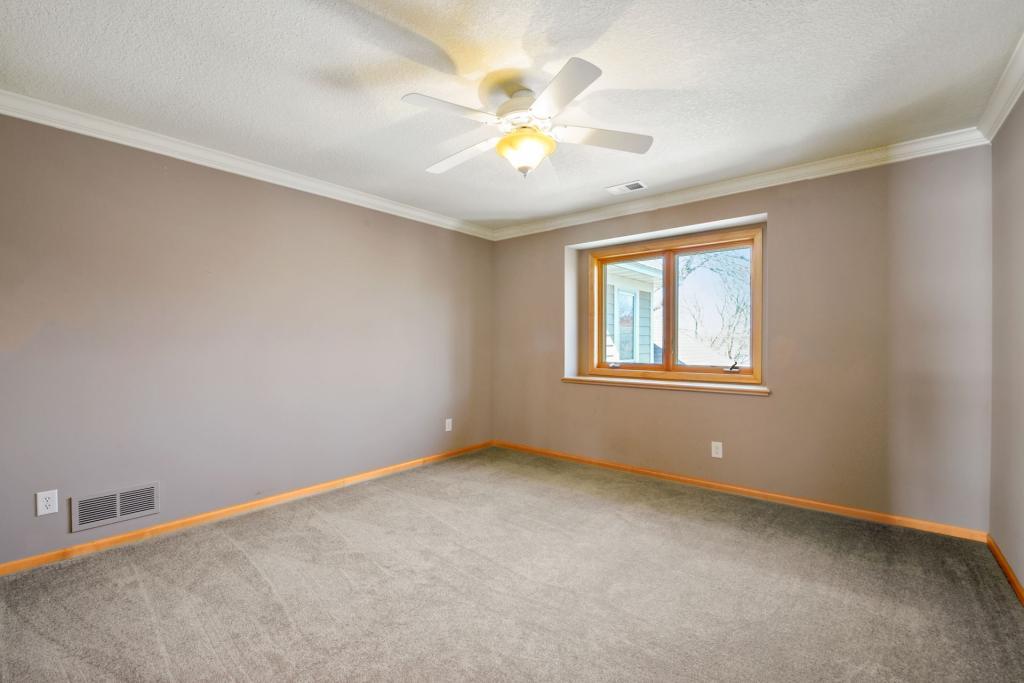 4445 North Shore Drive Orono, MN 55364 - Photo 33 of 58