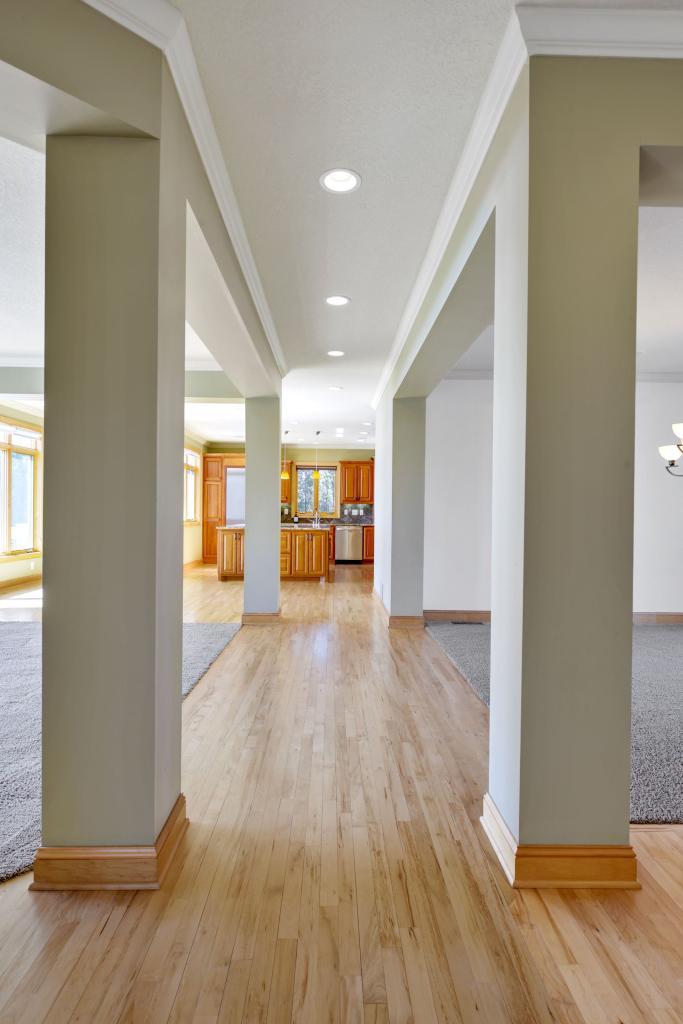 4445 North Shore Drive Orono, MN 55364 - Photo 10 of 58