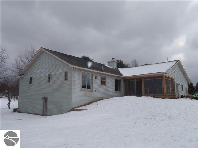 5875 Mabel Road Williamsburg, MI 49690 - Photo 19 of 22 1723909-18.JPG