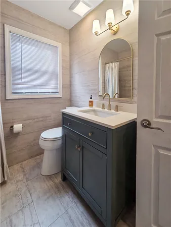 $3,200 | 10 Brayton Avenue, East Providence, RI 02916