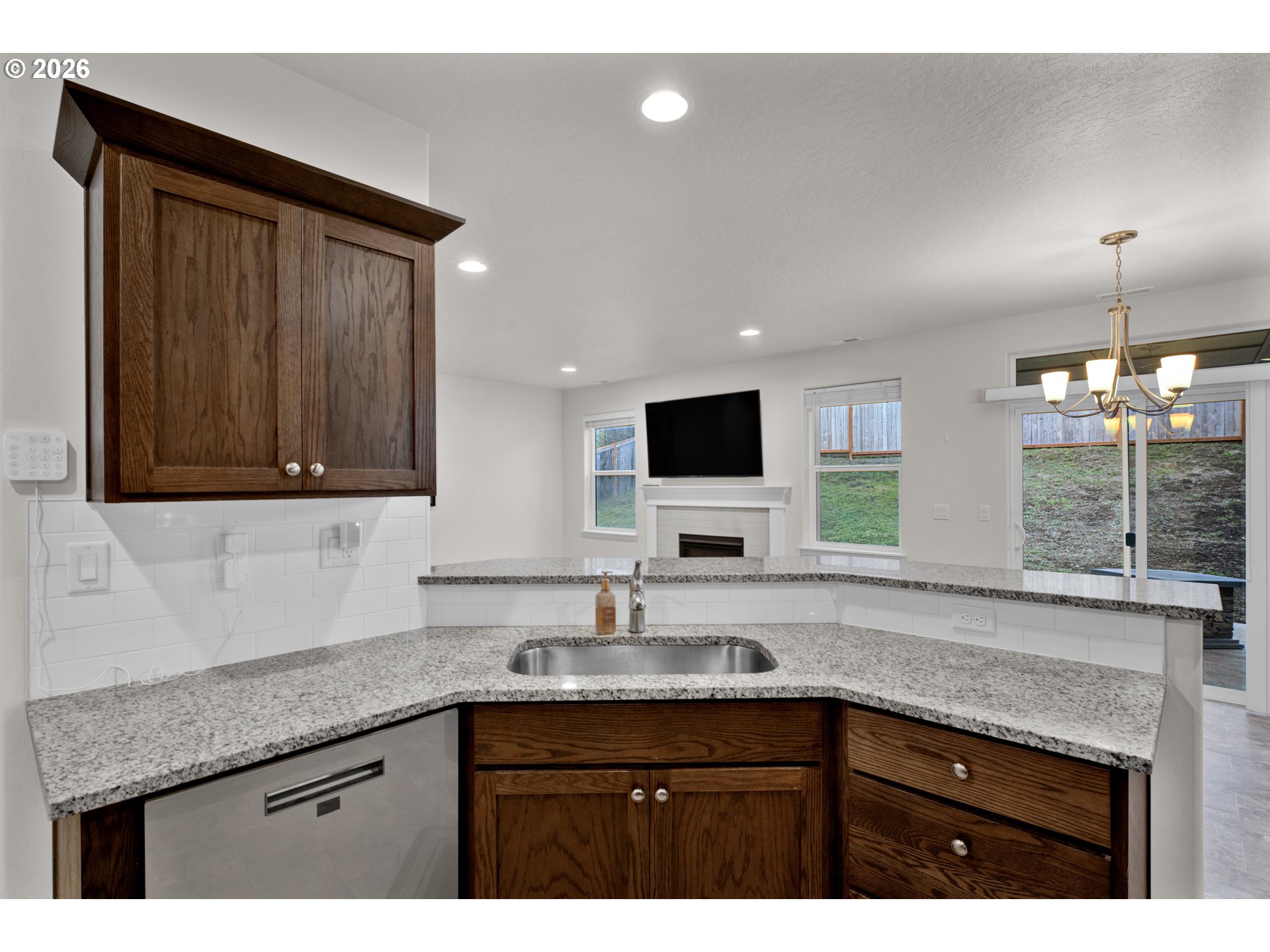 1981 South 59th Street Springfield, OR 97478 - Photo 14 of 41