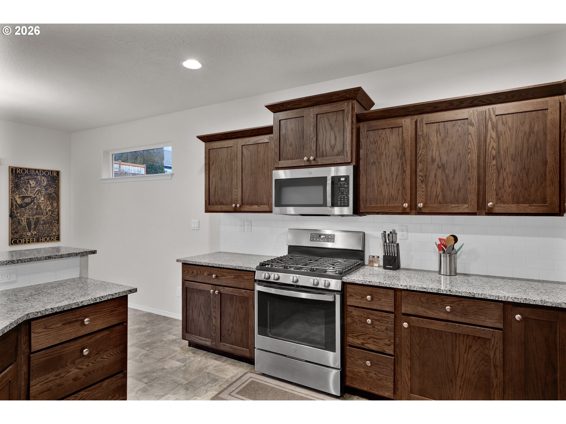 1981 South 59th Street Springfield, OR 97478 - Photo 15 of 41