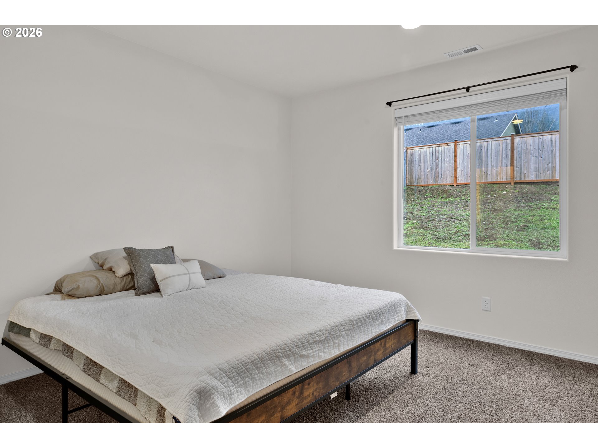 1981 South 59th Street Springfield, OR 97478 - Photo 17 of 41