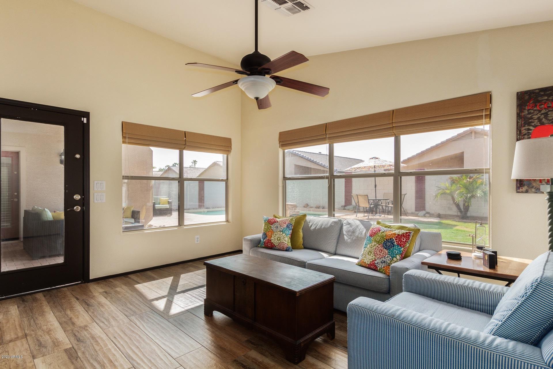 2125 East Smoke Tree Road Gilbert, AZ 85296 - Photo 6 of 26 0007-Smoke tree (7)