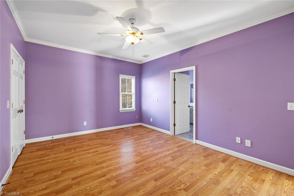 4202 Jeffrey Ln Point High Point, NC 27265 - Photo 15 of 47 Main Level Bedroom w/Full Bath