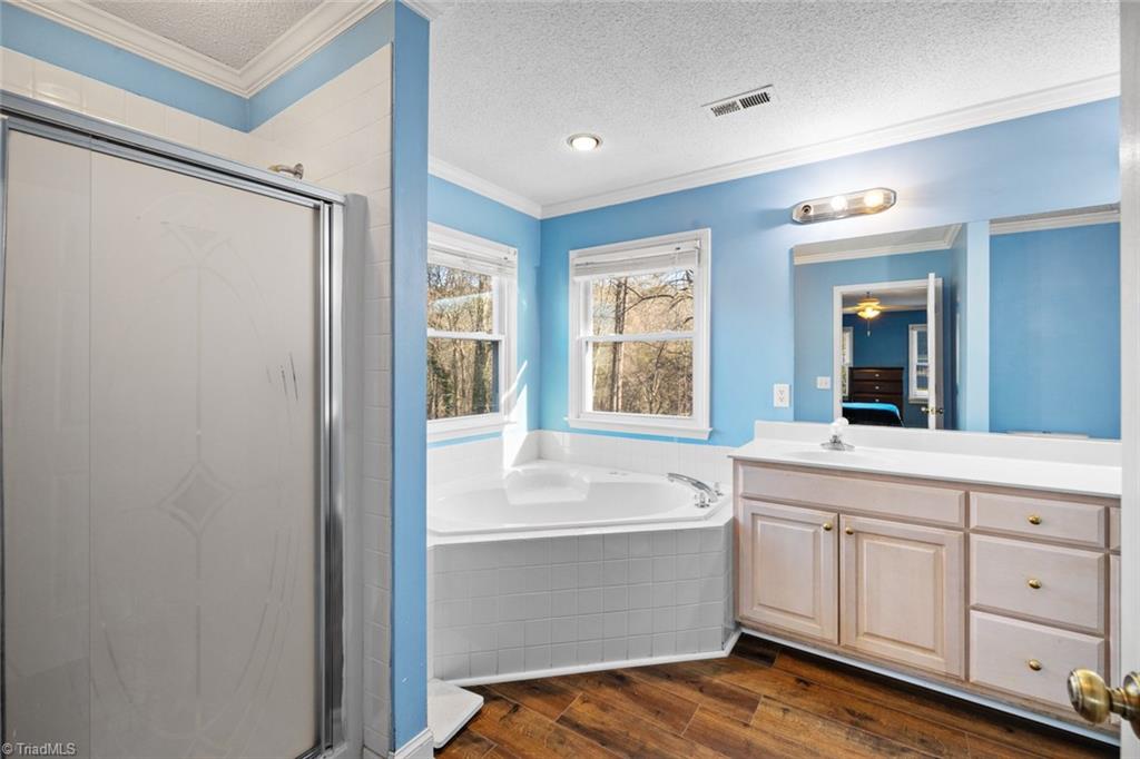 4202 Jeffrey Ln Point High Point, NC 27265 - Photo 25 of 47 Very nice Primary Bathroom