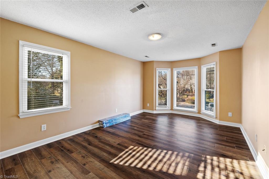 4202 Jeffrey Ln Point High Point, NC 27265 - Photo 28 of 47 Bedroom #2