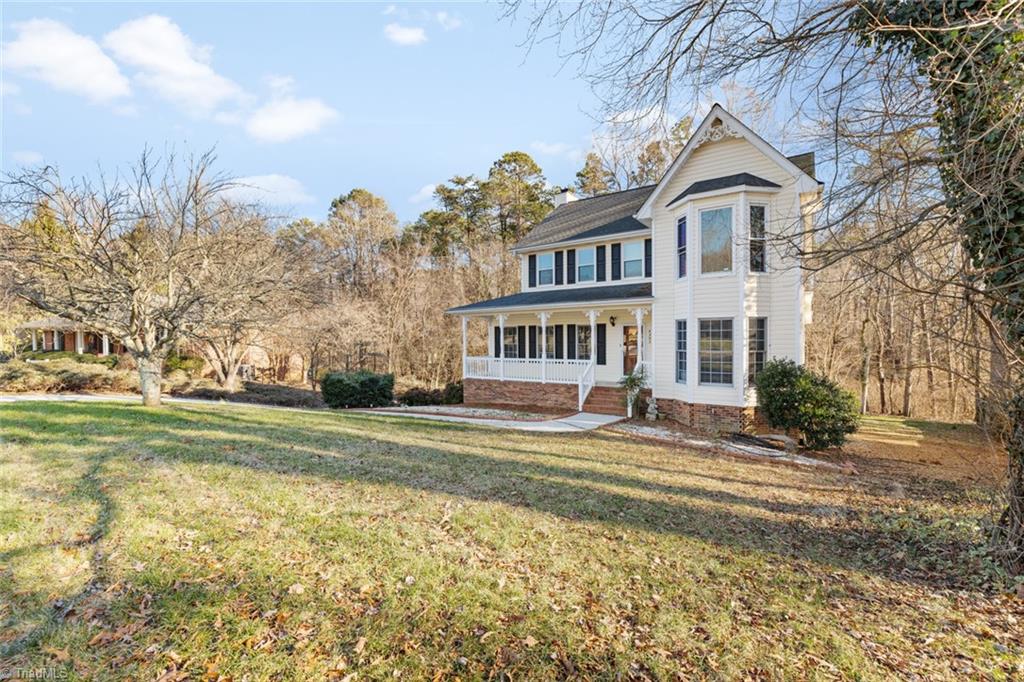 4202 Jeffrey Ln Point High Point, NC 27265 - Photo 3 of 47