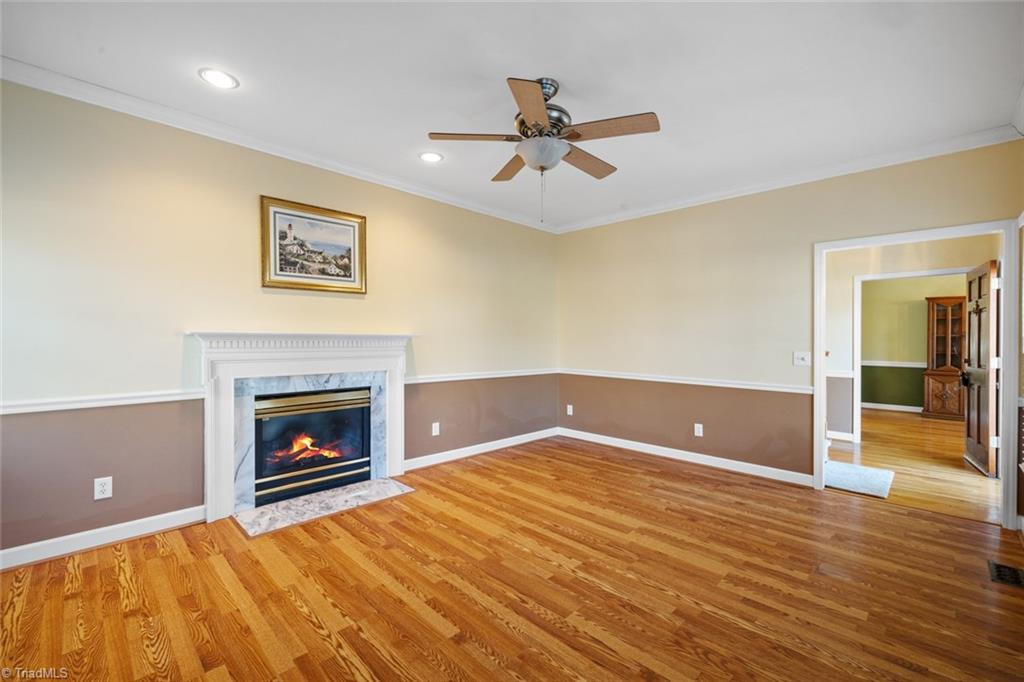 4202 Jeffrey Ln Point High Point, NC 27265 - Photo 7 of 47