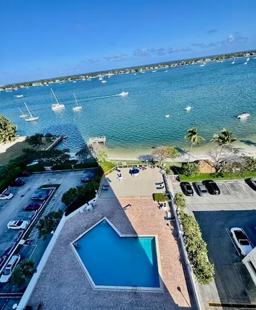 $3,200 | 5600 North Flagler Drive, Unit 1009, West Palm Beach, FL 33407