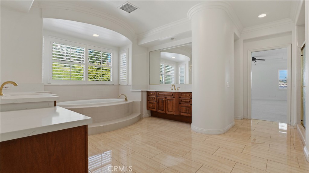 20253 Vía Galileo Porter Ranch, CA 91326 - Photo 29 of 55