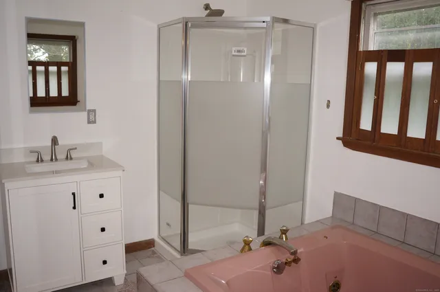 $2,500 | 25 Myrtle Road, Griswold, CT 06351