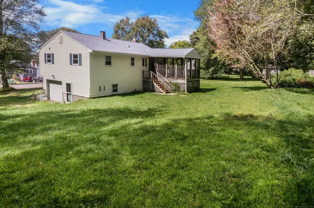 $2,500 | 25 Myrtle Road, Griswold, CT 06351