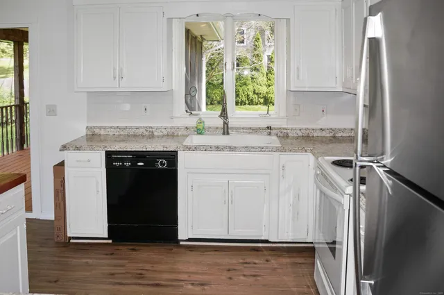 $2,500 | 25 Myrtle Road, Griswold, CT 06351