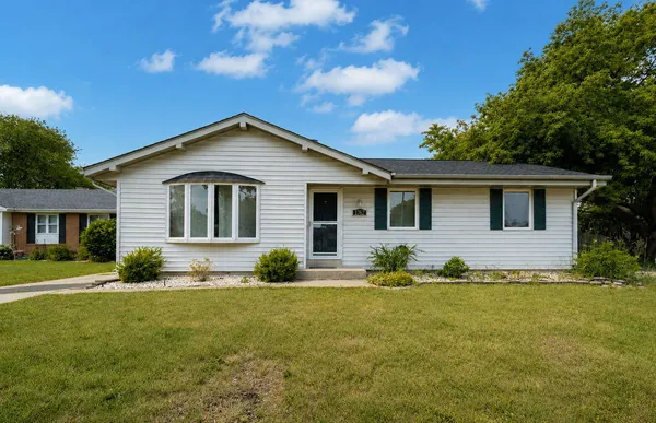 $289,900 | 1762 21st Avenue, Kenosha, WI 53140
